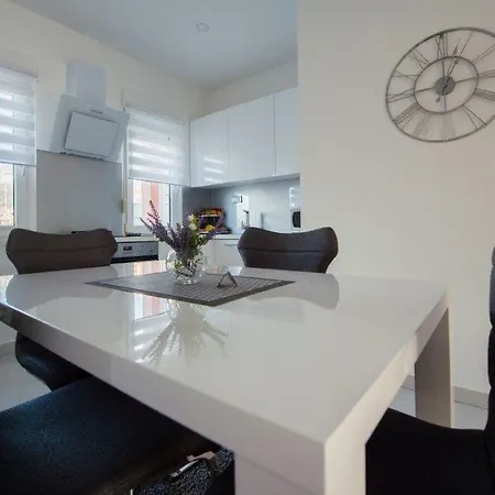 Apartament Sunce *